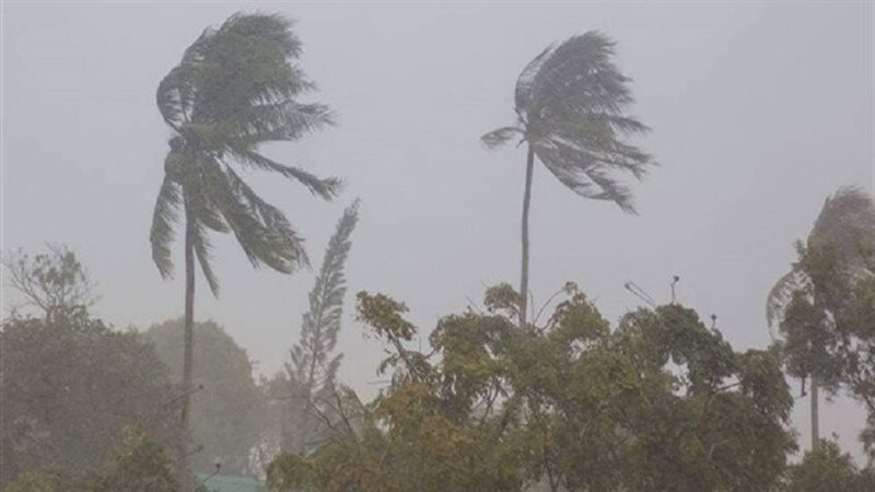 عاصفة قوية تضرب الجزائر،