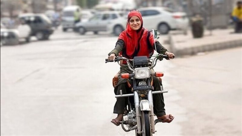 قيادة الدراجات النارية