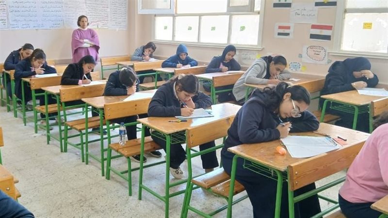 الشهادة الإعدادية