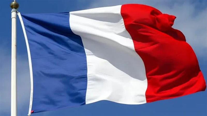 فرنسا
