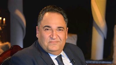 محمد علي خير يكشف أمرا غريبا بالشارع المصري في فترة إغلاق المحال التجارية 