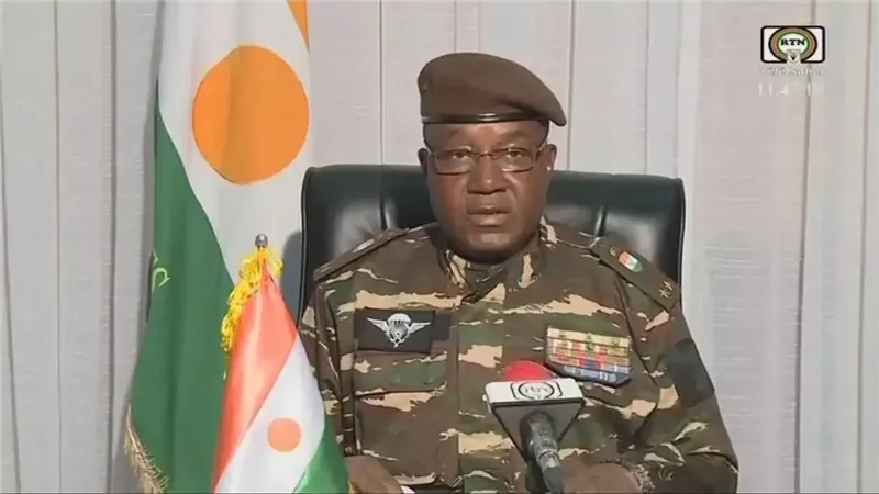 الحاكم العسكري في