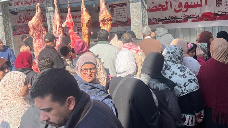 إقبال على المعرض