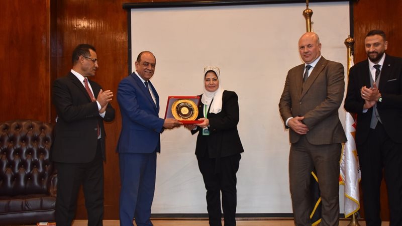 رئيس غرفة الجيزة