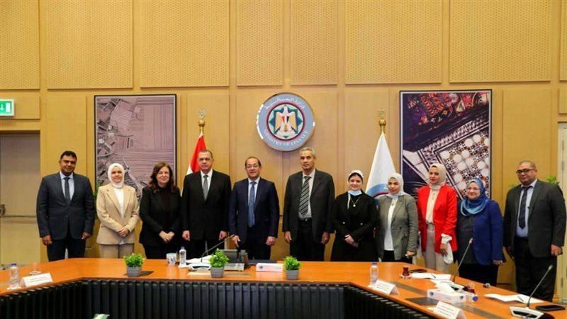 تكريم وزير المالية