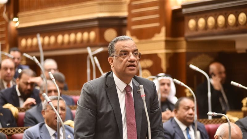 الدكتور محمود مسلم،