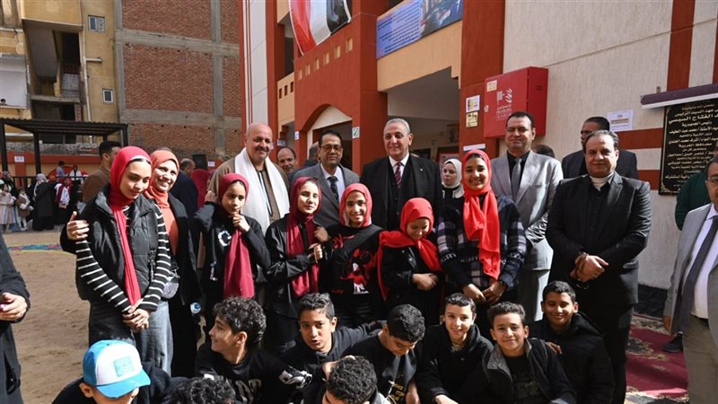 محافظ الغربية يفتتح