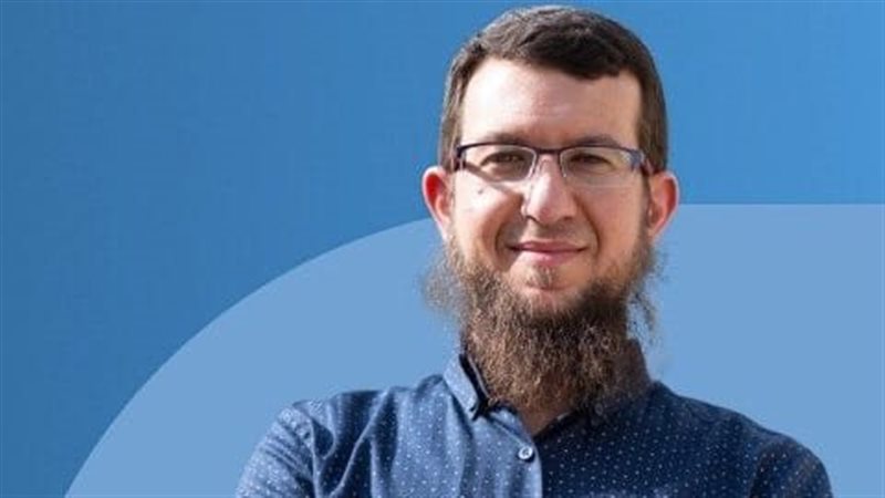  الدكتور هشام عبد