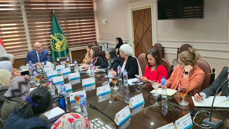 محافظ القليوبية خلال