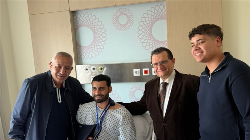 كامل أبو علي يطمئن