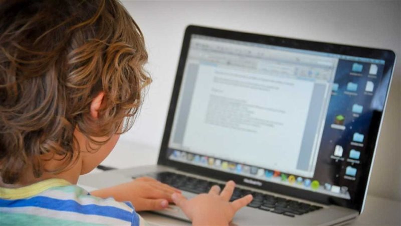 استخدام الأطفال للإنترنت،