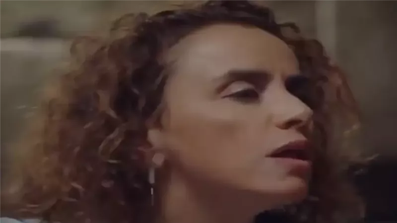 وفاة والد الفنانة