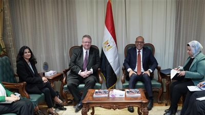 جبران يبحث مع العمل الدولية تعزيز التعاون ودعم التشريعات والاستراتيجيات الوطنية