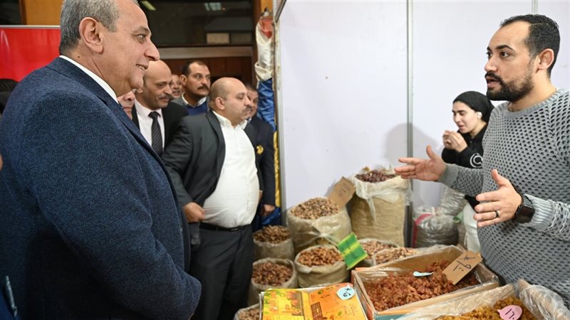 محافظ الغربية يفتتح