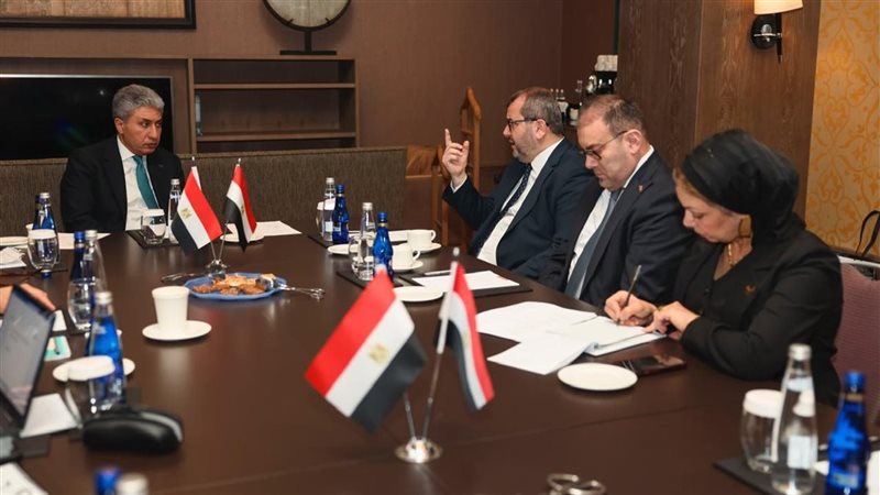 لقاءات وزير السياحة