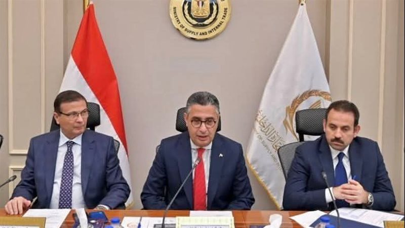 وزيرا التموين والزراعة