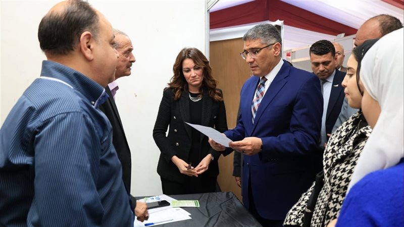 محافظ الجيزة خلال