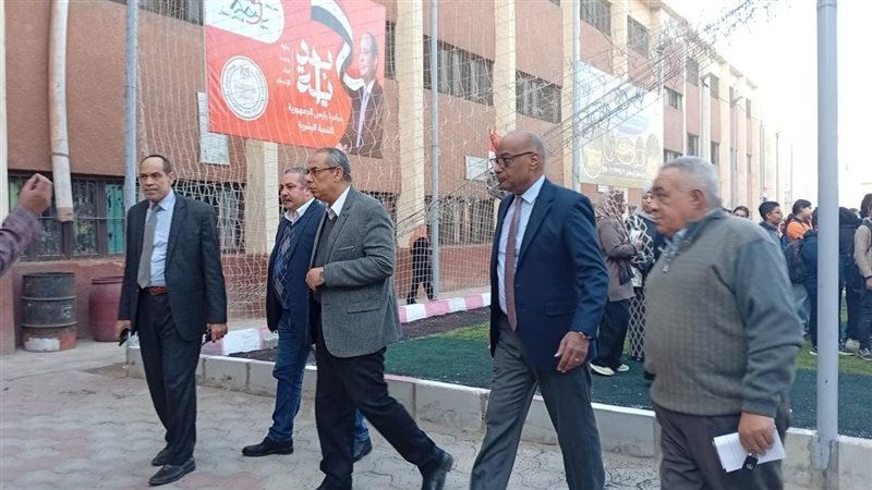 محافظ القليوبية خلال