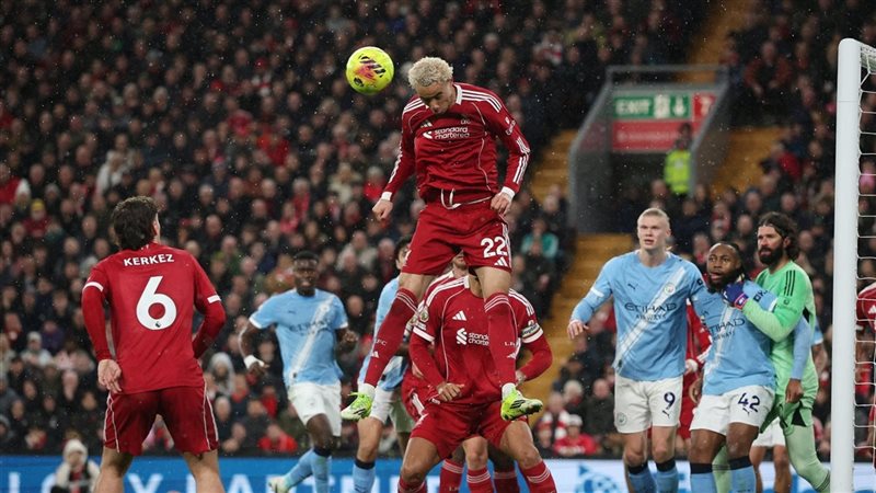 ليفربول ومانشستر