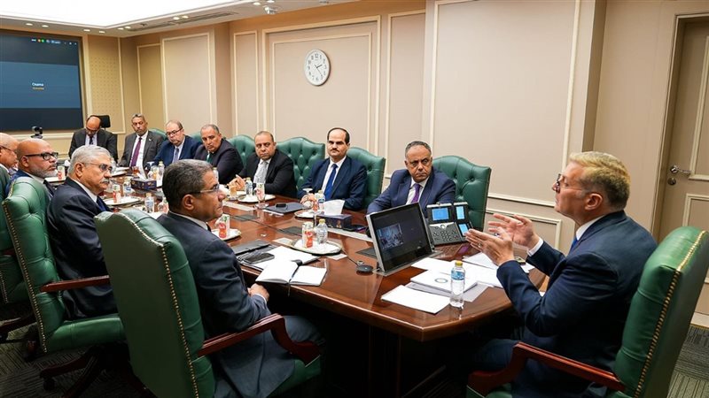 وزير البترول خلال