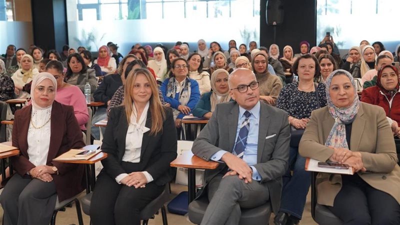 جامعة عين شمس تفتتح