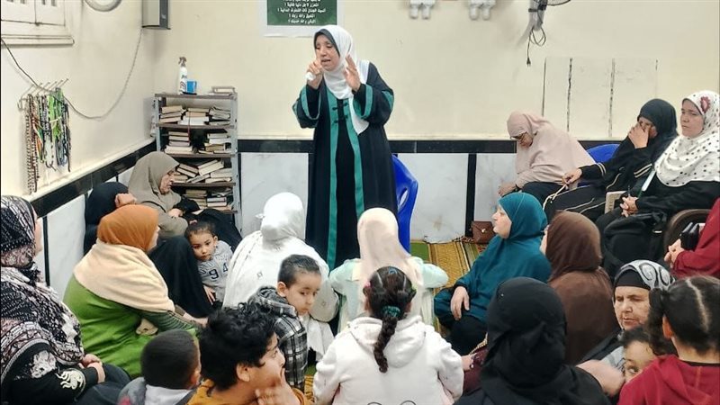  واعظات الأوقاف تواصل