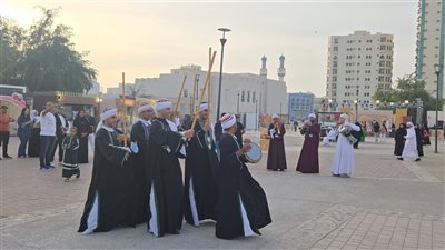 أكاديمية الفنون تشارك بعروضها الفنية في فعاليات أيام الشارقة التراثية
