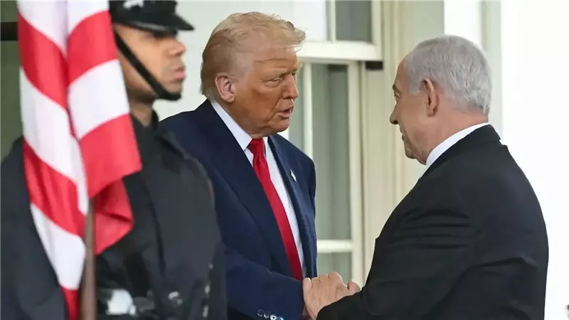 الرئيس الأمريكي دونالد
