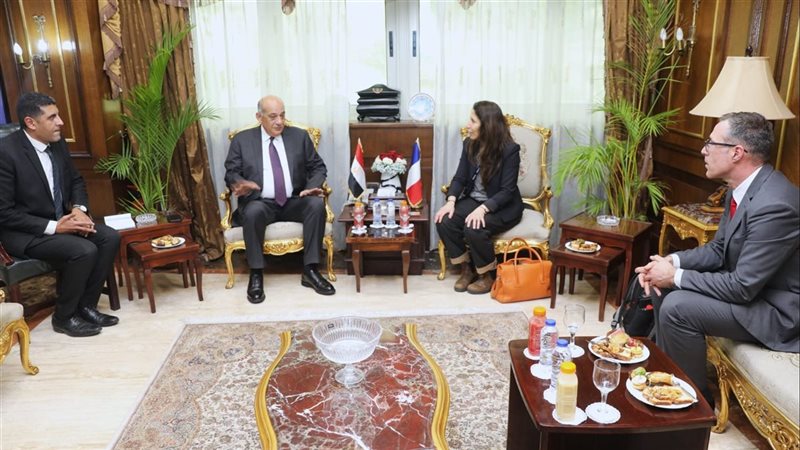 وفد من مارسيليا الفرنسي