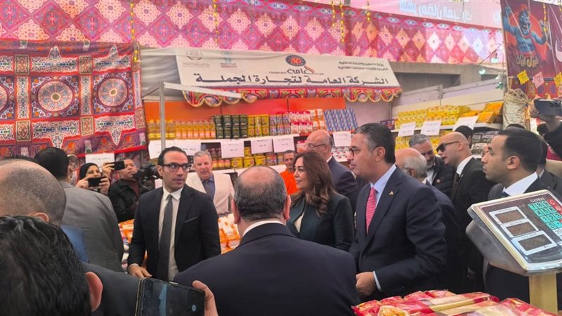 افتتاح معرض أهلا
