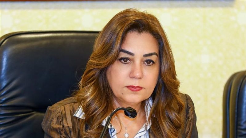 منال عوض، فيتو