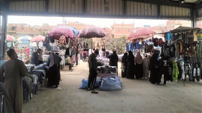 إقامة معرض مفروشات بسوق كفر السوالم بدمياط ضمن 