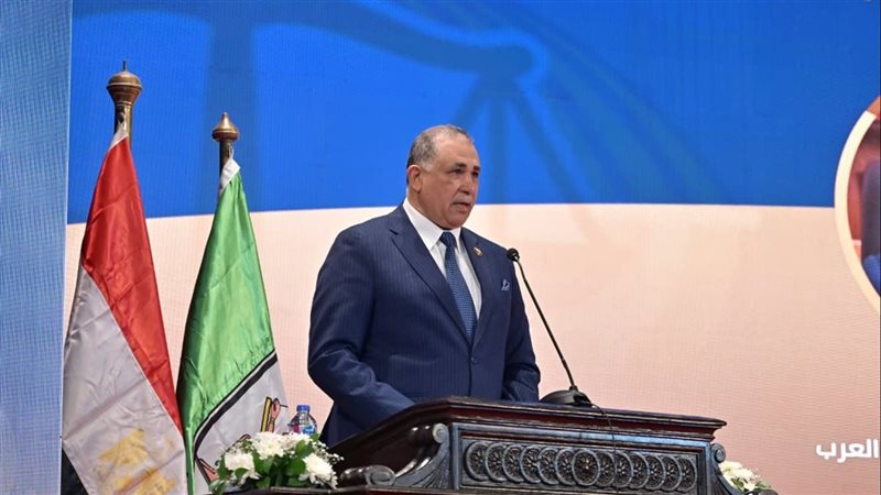 نقيب المحامين