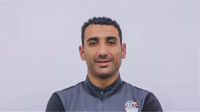 السيد منير حكم مباراة