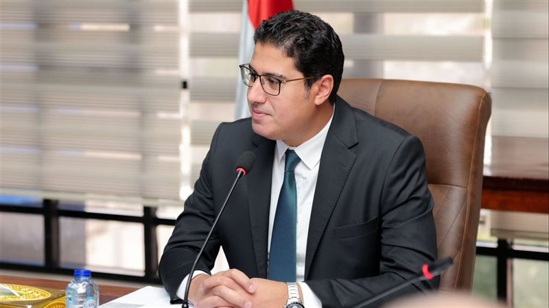 أحمد العدل،فيتو