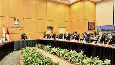 وزيرة الإسكان تستقبل وفدا من مسئولي شركة 