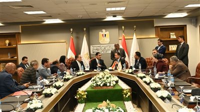 وزير الرياضة خلال لقاء عدد من النواب: دعم الأندية الجماهيرية ومراكز الشباب أولوية