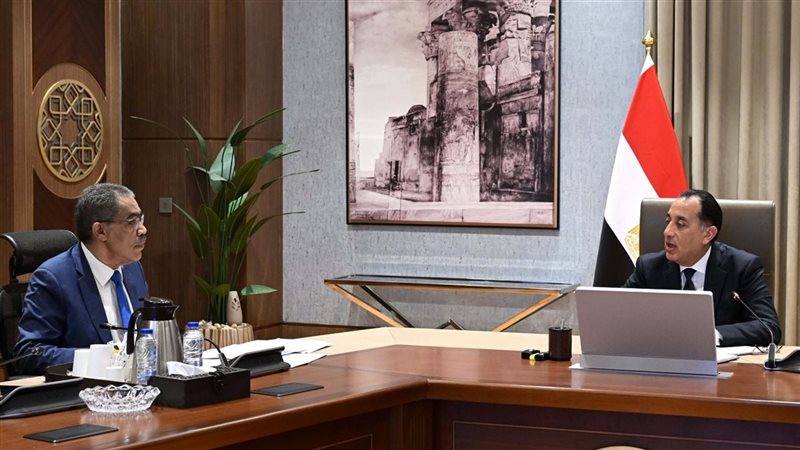 رئيس الوزراء ووزير
