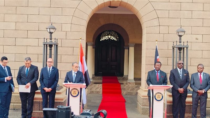 مؤتمر لوزر الخارجية