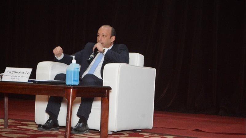 د. حسام صلاح عميد