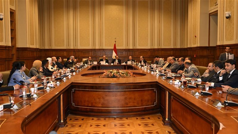 مناقشة مقترح بشأن