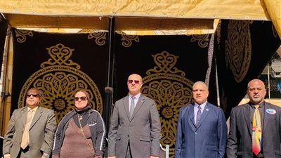 مدير تعليم الإسكندرية يفتتح معرض لـ مشغولات ومنتجات الطلاب