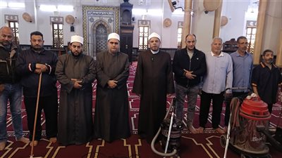 ​هاني عنتر يقود حملة نظافة مكبرة بمساجد دمياط استعدادا لرمضان