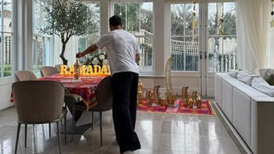 شاهد، محمد صلاح يحتفل بشهر رمضان على طريقته الخاصة 