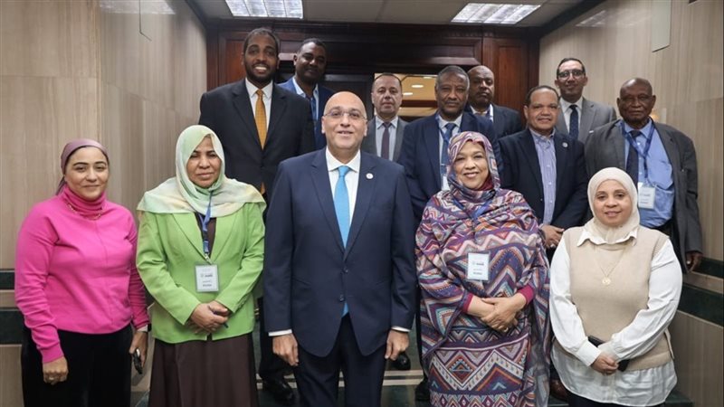  استقبال وفدا رفيع