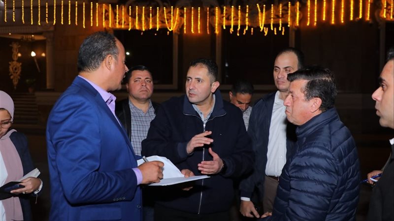 محافظ دمياط يجري