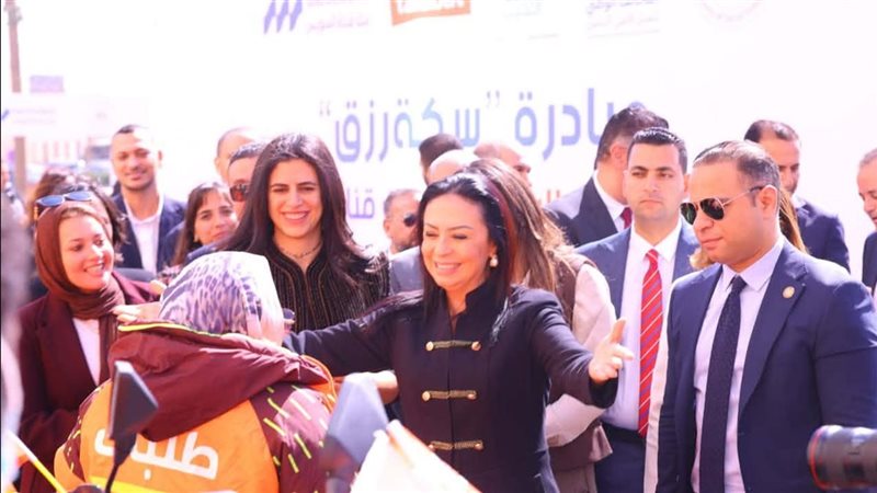 وزيرة التضامن تشهد