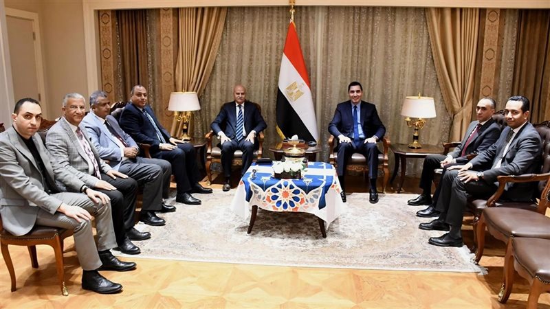 جوهر نبيل خلال لقائه