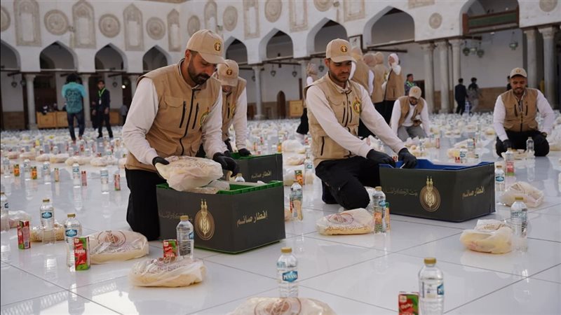 إفطار الطلاب الوافدين،