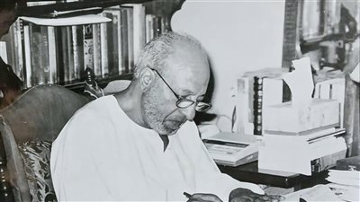 عمليات عسكرية على مائدة الإفطار، كيف وصف أحمد بهجت معارك الكنافة والقطايف في رمضان؟